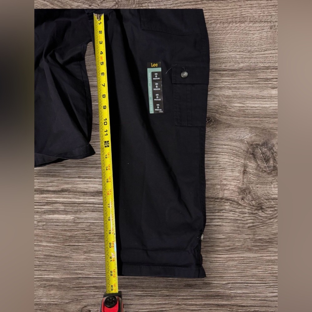 NWT Lee Women's Relaxed Fit Austyn Cargo Capri Pant - Black, - Picture 14 of 16
